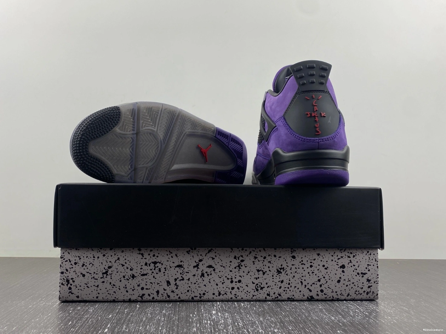 MaikeSneakers 3920 Trendsetting Air Jordan 1013
